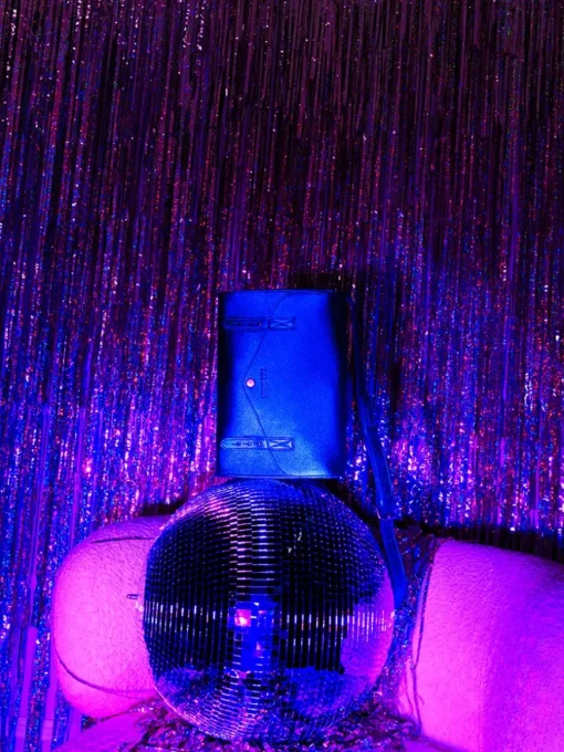 L'Indispensable Ultraviolet - Bleu Électrique